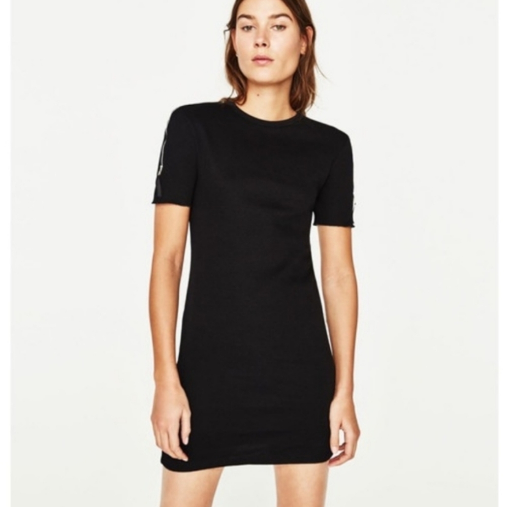 Zara Zip Mini ✈✈✈